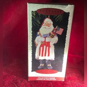 HALLMARK KEEPSAKE ORNAMENT 1996
